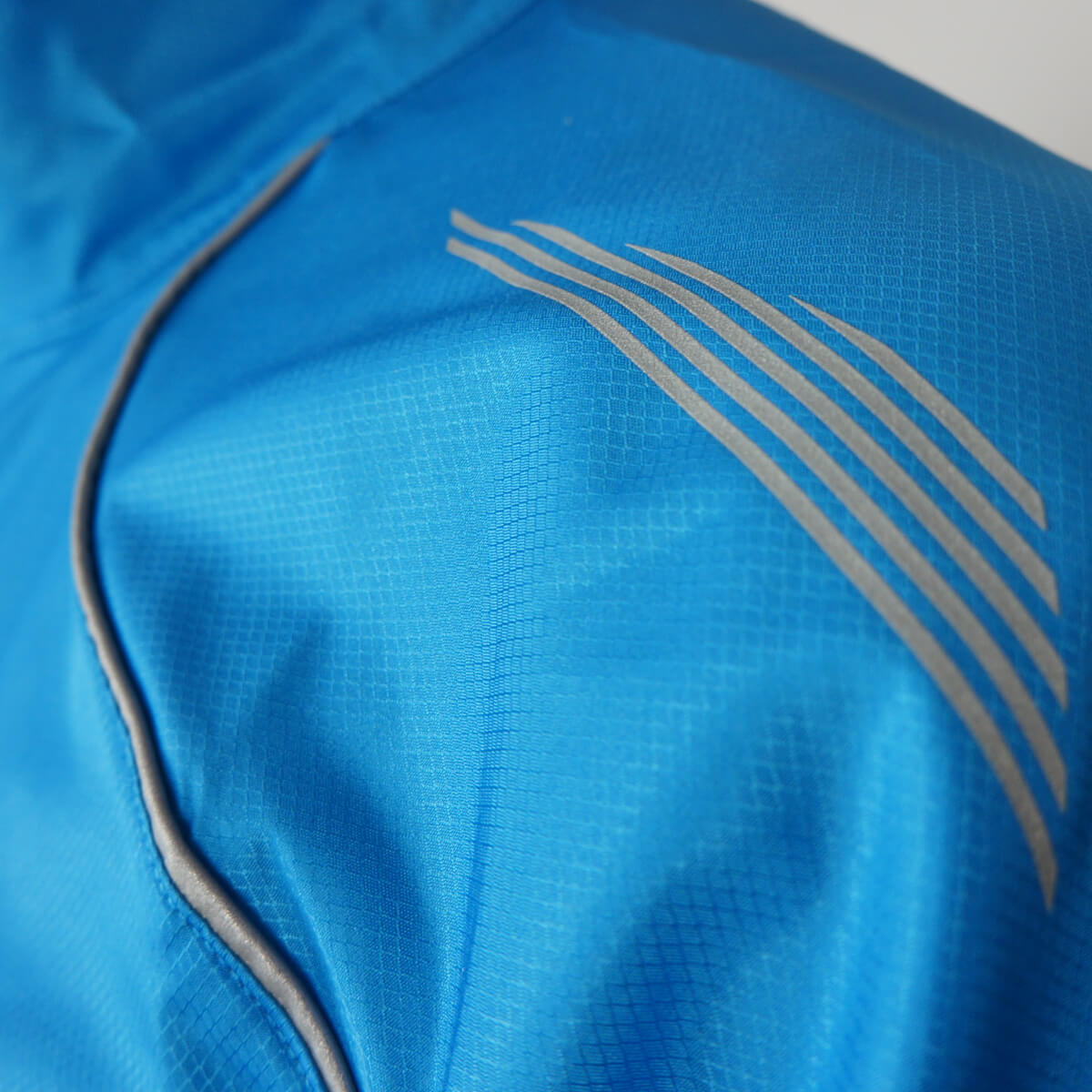 Tineli Windbreaker Cycling Jacket