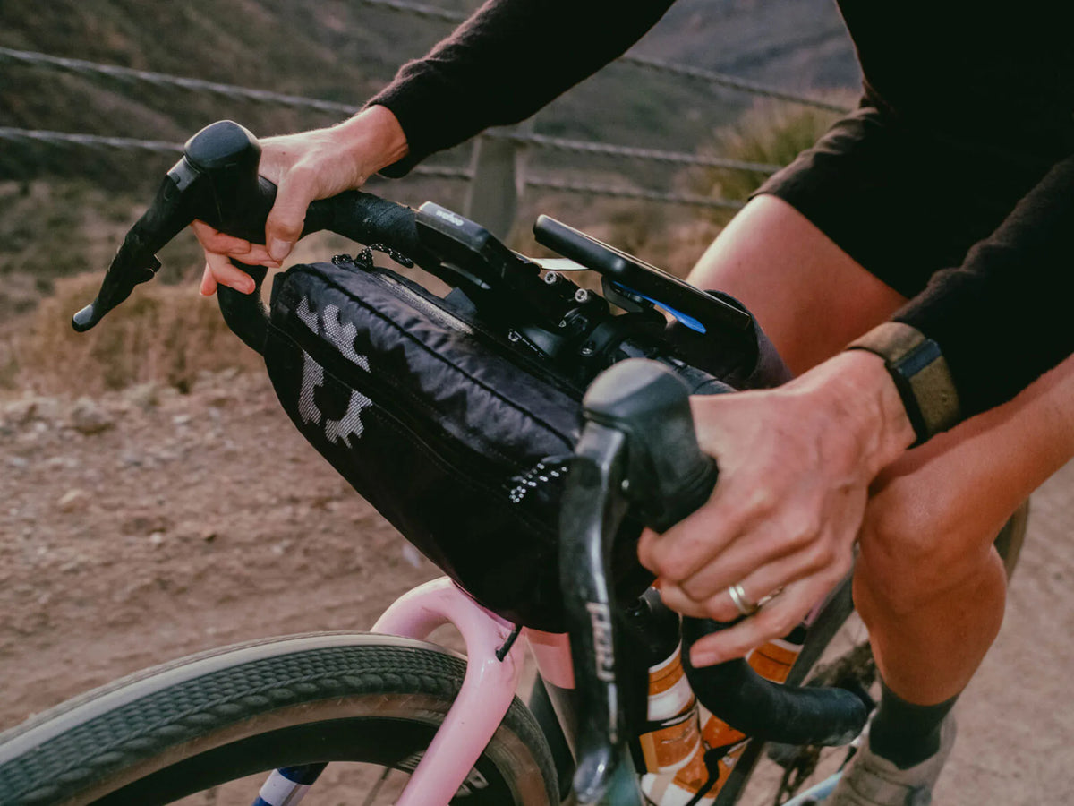 Revelate Designs Campamocha Handlebar Bag