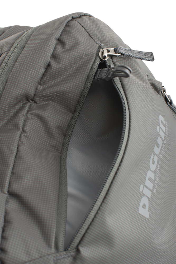 Pinguin Integral 30 City Backpack - Black