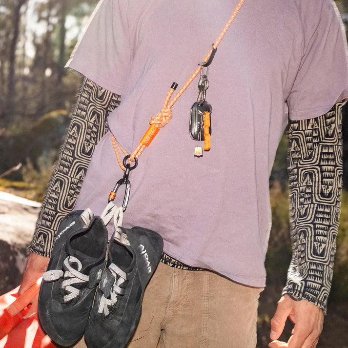YY Vertical Leash Phone Cord