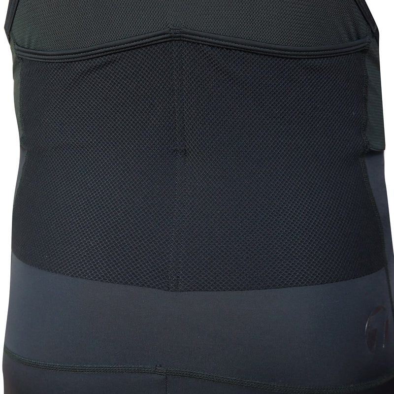 Tineli-Cargo-Core-Bib-Shorts-Tineli_Core_Cargo_Bibshorts_back_pocket_detail_01-min_SMP56UKFHXA4.jpg